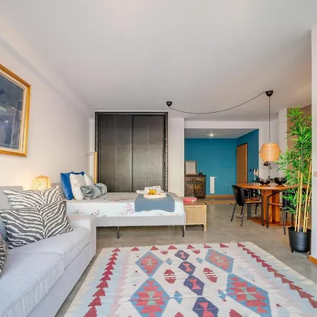 Hostwise - Modern Flat W/ Terrace | Near The Matosinhos (Porto)