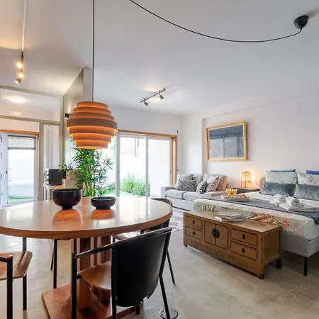 Hostwise - Modern Flat W/ Terrace | Near The * Matosinhos (Porto)
