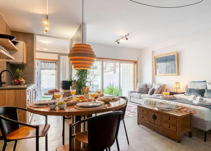 アパート Hostwise - Modern Flat W/ Terrace | Near The *