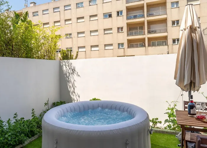 Hostwise - Modern Flat W/ Terrace | Near The マトジニョシュ