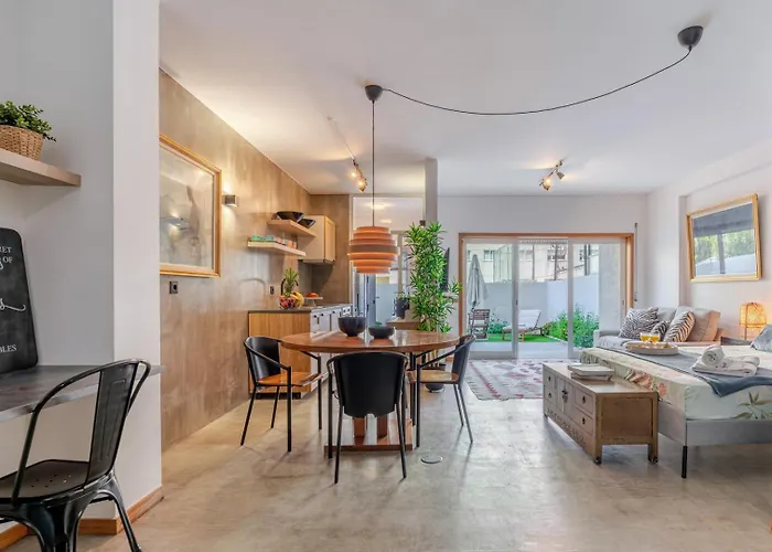 Apartamento Hostwise - Modern Flat W/ Terrace | Near The